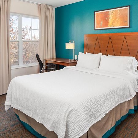 Residence Inn By Marriott Wichita East At Plazzio Kültér fotó
