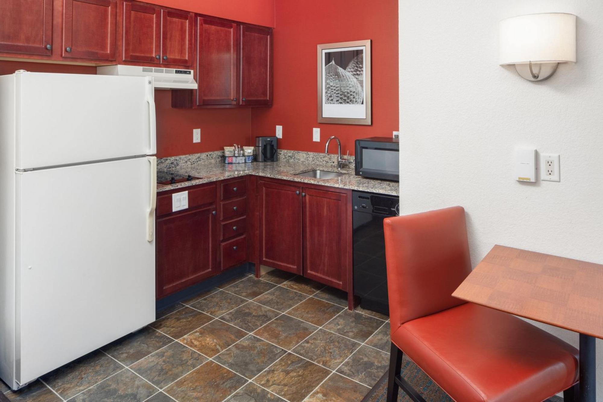 Residence Inn By Marriott Wichita East At Plazzio Kültér fotó